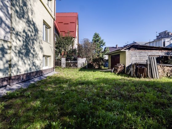 Продаж будинку з ділянкою кн.Ольги-Виноградна Львів
