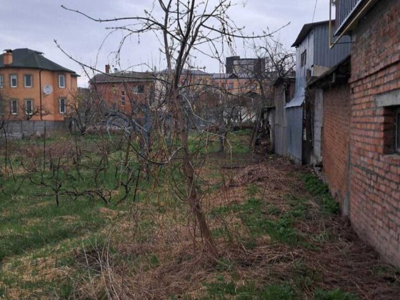 Продам пів будинку в топовом місці на вул.Кармелюка 0962 Вінниця