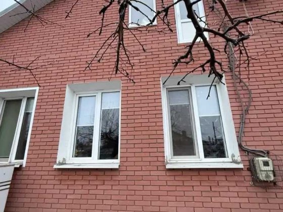 Продам уютную часть дома в Приднепровске — в центре массива! Дніпро