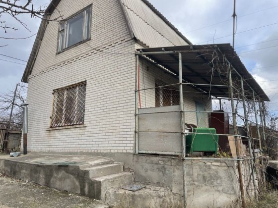 Дом в комунаровском районе срочно. Запоріжжя