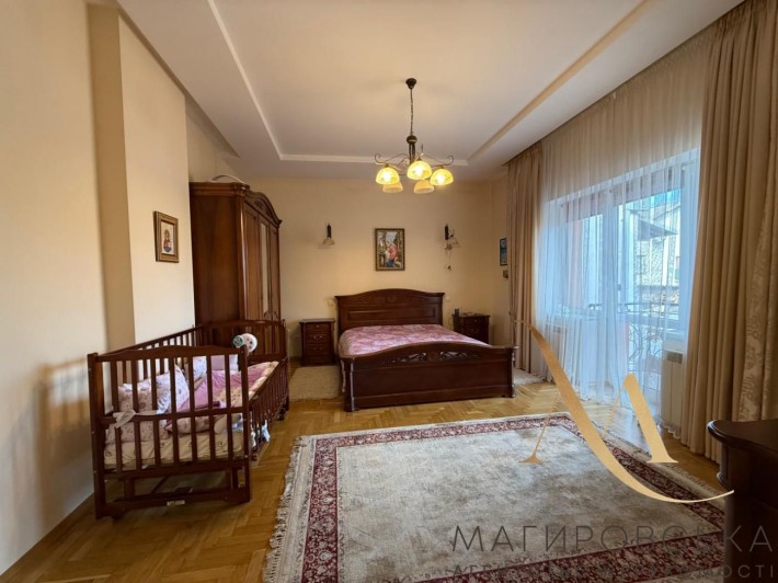 Продаж будинку Левандівка  поруч з озером та парком - фото 1