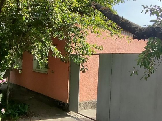 Продаж частини будинку з окремим  подвір'ям . м. Кропивницький  Лелеківка Кропивницкий