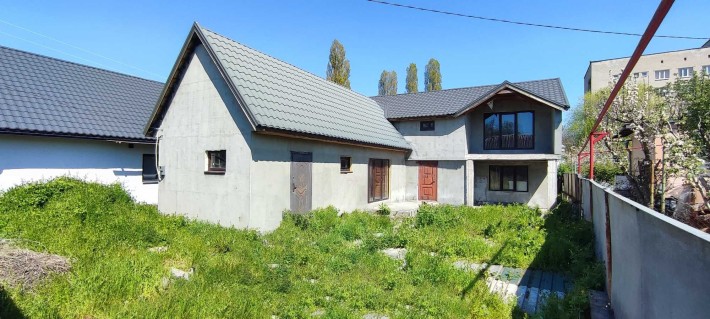Продам дом ЖМ Покровский под ваш ремонт Новокодакский рн - фото 1