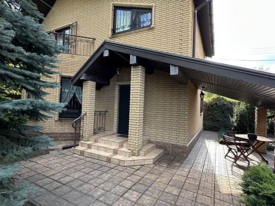 Продаж будинку Вирві ( в місті Правий Берег ) Запорожье