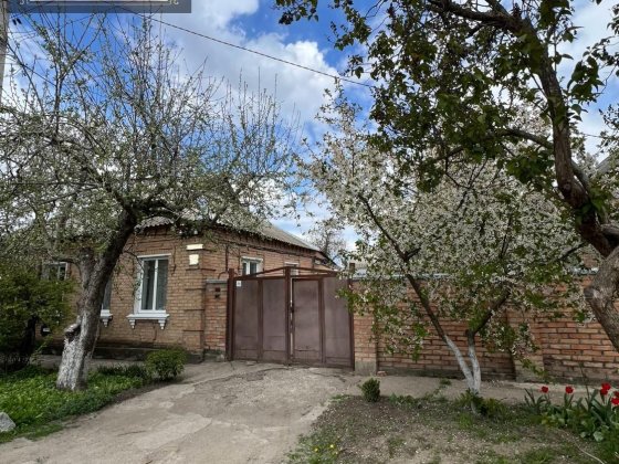 Частина будинку з власним подвірʼям, р-н Кущівка Кропивницький