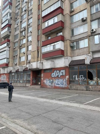 Продам нежилое помещение в центре города 1045 м3 - фото 1