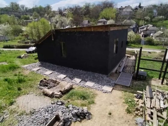 Продаж 2 поверхового будинку з верандою і ділянкою, вул. Васильківська