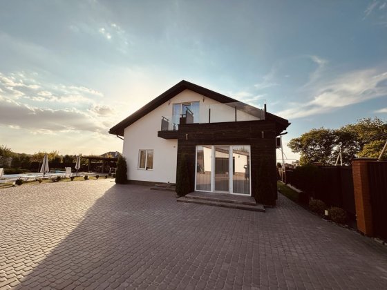 Продажа нового 2-эт. Дома 260м2 район Лесопарковая. Кропивницький