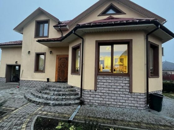 Заголовок OLX:Будинок  у68 кв.м з ремонтом і гаражем Вінниця, Перемичка
Будинок 268 м² з ремонтом і  Винница