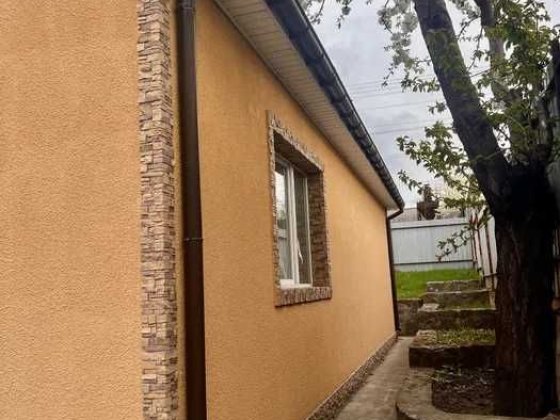 Добротній будинок з Ангаром 300 кв!