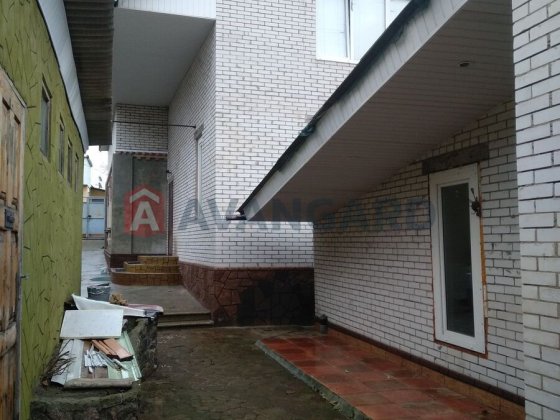 Будинок 2-х поверховий у місті. Космос. Плавнева. Запорожье