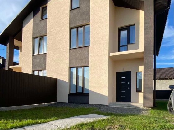 Продам 2-х поверховий дуплекс з ділянкою на вул.Б.Гринченка 2342