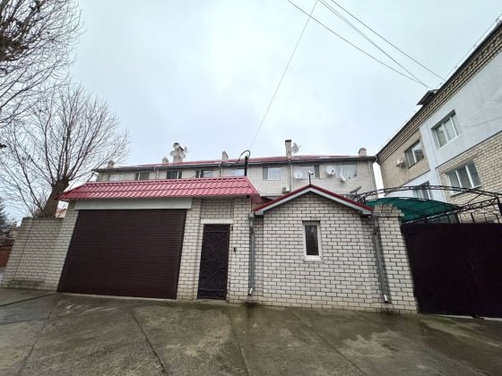 Продажа коттеджа в центре на Шевченко