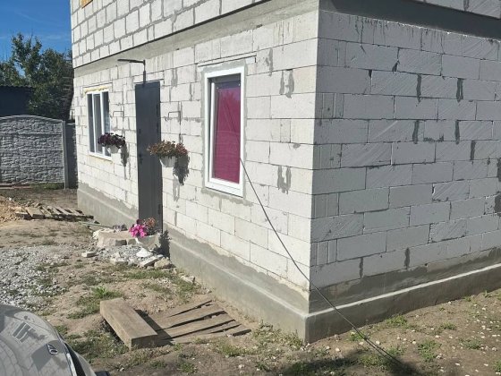 Будинок на Мирному пров Синявського