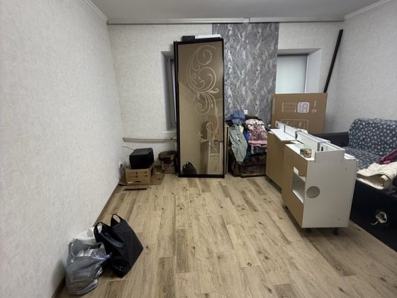 Продаж будиночка з гаражем і з капітальним ремонтом