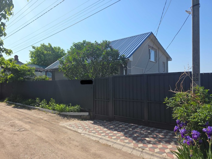 продам будинок район 3 поліклініки - фото 1