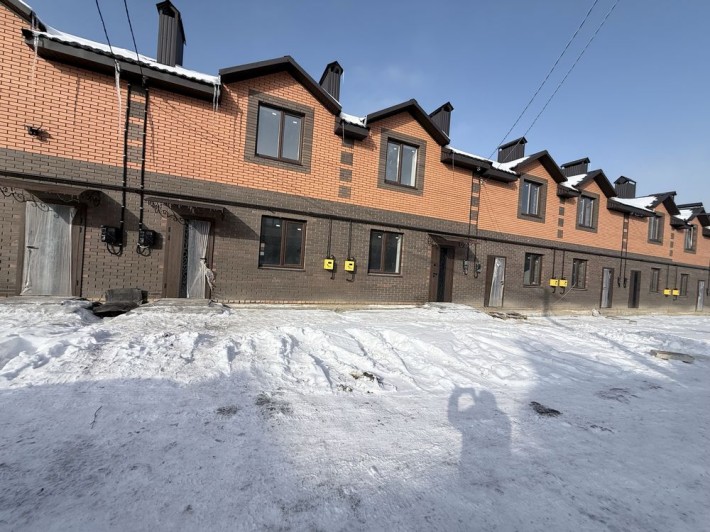 Продам таунхаус  3 кімнати всі комунікації - фото 1