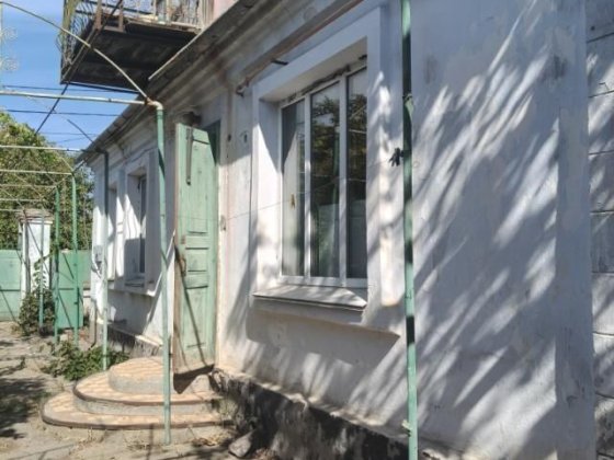 Продам  добротний будинок на ПТЗ 33000 у.о Миколаїв