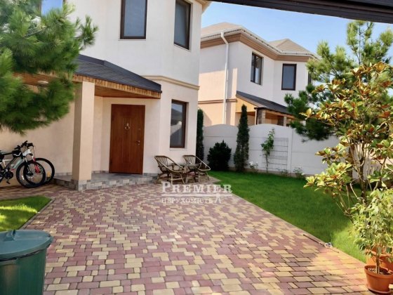 Дом у моря в Совиньоне! 120 м², терраса, генератор. К морю 7 минут пешком.