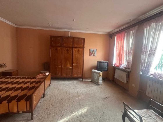 Будинок на Фонтані біля моря