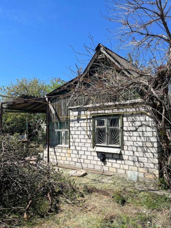 Продам дачу з усіма комунікаціями в межах міста - фото 1
