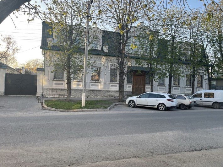 Продається особняк в центрі міста. - фото 1