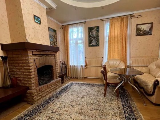 D1M Продам будинок з ділянкою, м. Холодна Гора.