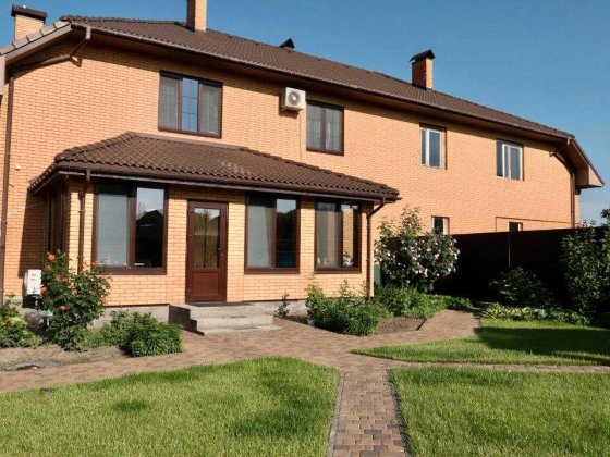 Продаж дуплекса в Софіївській Борщагівці на 10 сотках землі Софиевская Борщаговка
