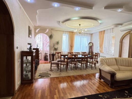 Продається якісний одноповерховий будинок, гостьовий будинок, ландшафт Кропивницький