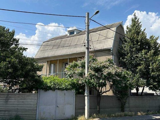 Продам добротный дом на Черемушках Одесса