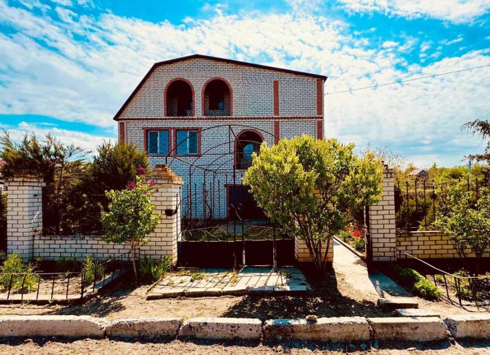 Продажа 3х этажного дома в Б. Коренихе! - фото 1