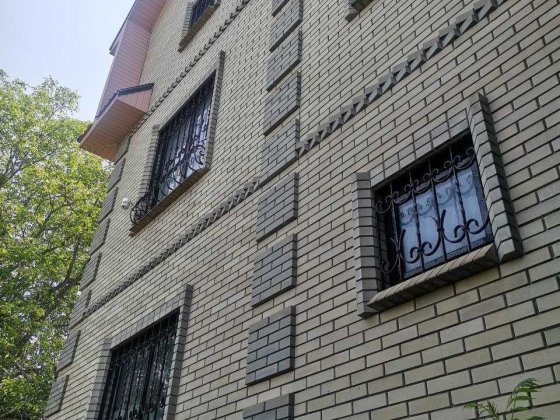 Продам будинок 600 м², 3 єтажи