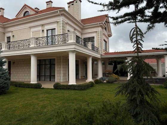 В продаже шикарный дом Савиньон Одесса