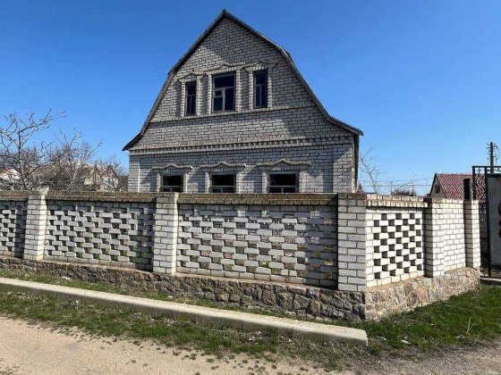 Продам добротний  якісний будинок в Матвіївці Миколаїв