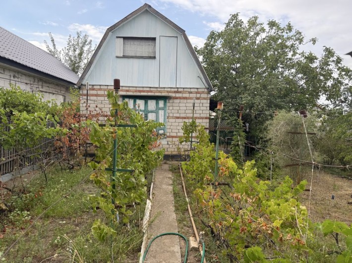 Продам дачный дом с участком - фото 1