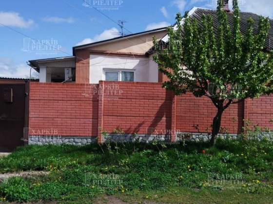 FE S4  У продажу благоустроєний будинок на Немишлі з євроремонтом, 1/2 частина будинку, загальна пло