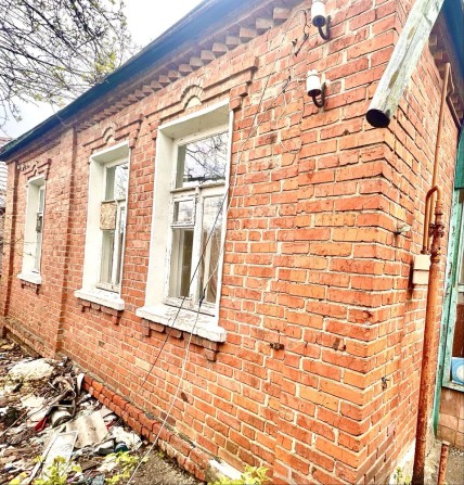 Продам дома  р-он Киевский место шикарное - фото 1