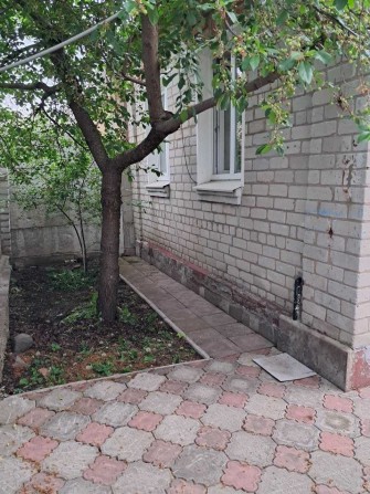 Продам 1/2 дома на Салтовке в районе парка Победы. - фото 1
