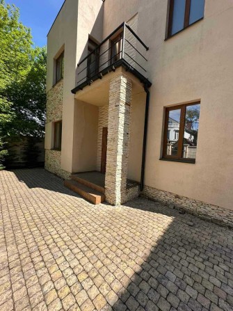 Продаж будинку в Совіньйоні під чистове оздоблення. - фото 1
