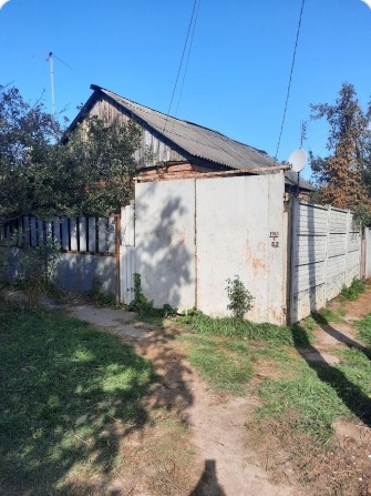 Продам  часть дома, ХТЗ, пос. Восточный, Рогань,  метро Индустриальное - фото 1