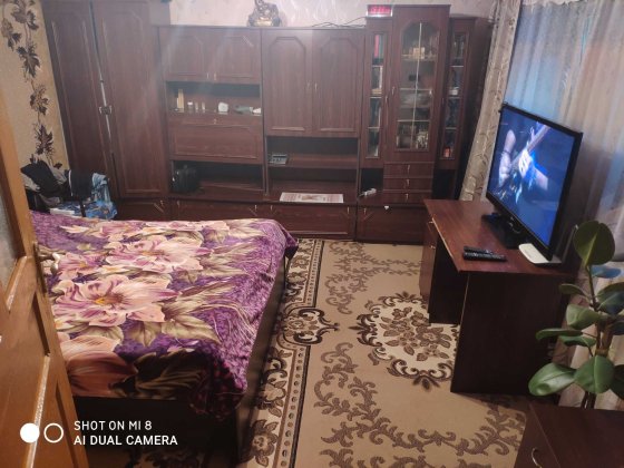 Свій двір, гараж і окрема кухня — будинок у Миколаєві. Николаев