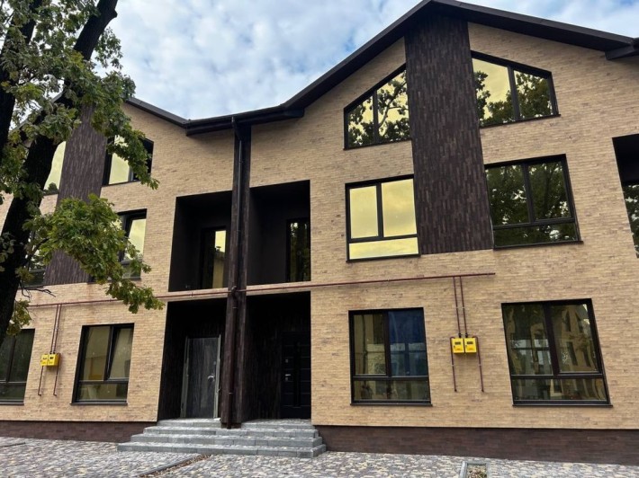 Таунхаус 90м2 з ремонтом під чистову в закритому КМ| Петропавлівська Борщагівка| БЕЗ КОМІСІЇ - фото 1