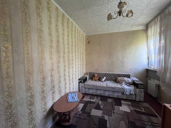 Продам частину будинку  по пр. Новобаварський