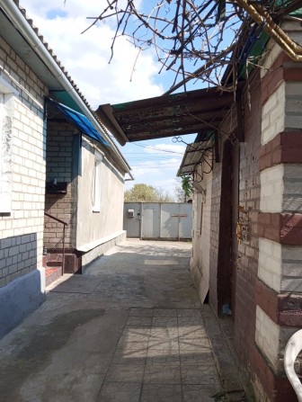 Продам дом в Жихоре - фото 1