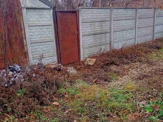 м . Київська,Журавлівка -ділянка з будинком , комунікаціями,