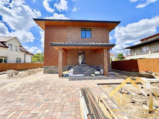 БЕЗ КОМІСІЇ! Просторий будинок площею 220 м² на ділянці 8,6 соток с.Петропавлівська Борщагівка вул.П Петропавловская Борщаговка