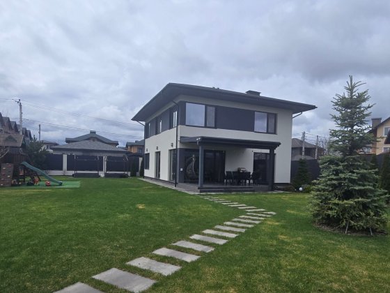 Продаж стильний та сучасний будинок 4 спальні рн Петропавлівська Борщагівка тиха вулиця Петропавлівська Борщагівка