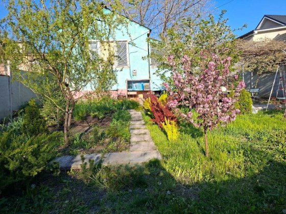 Срочно продам участок с дачным домом в Черноморке. От хозяина. Одеса