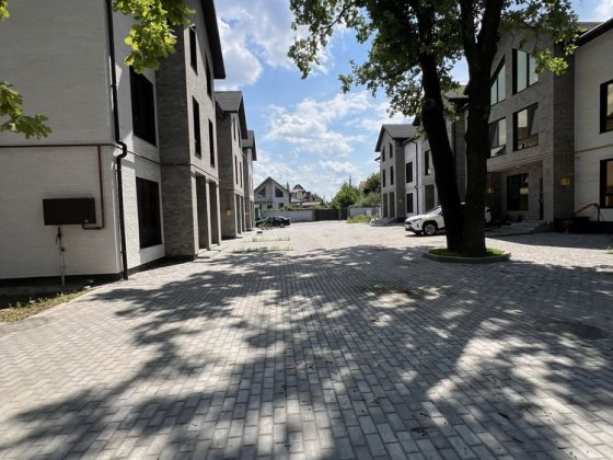 Продаж таунхауса Петропавлівська Борщагівка від забудовника Петропавловская Борщаговка