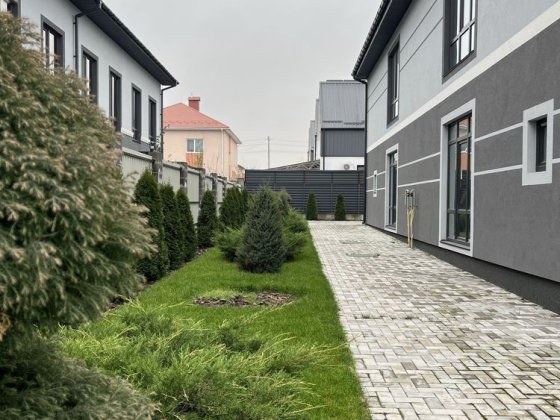 Продаж дуплексу Шалімова 16А, введено в експлуатацію,закрита територія Софиевская Борщаговка